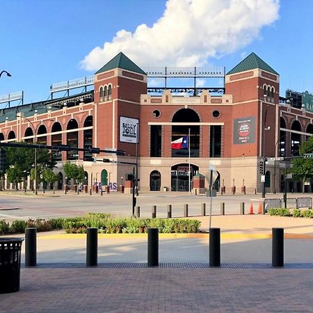 Family Friendly 2Bdrm-Walk To At&T/Cowboys Stadium Arlington Extérieur photo