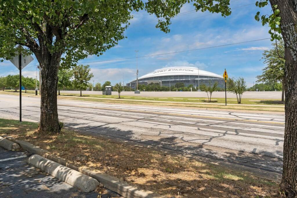 Family Friendly 2Bdrm-Walk To At&T/Cowboys Stadium Arlington Extérieur photo