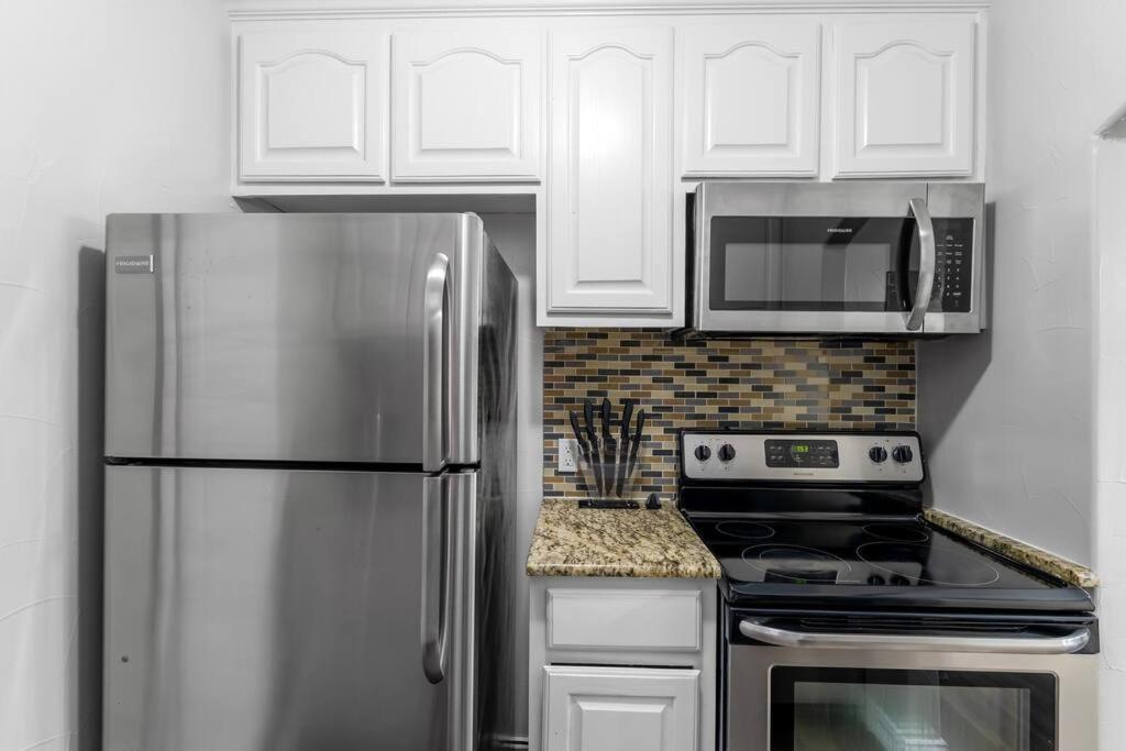Family Friendly 2Bdrm-Walk To At&T/Cowboys Stadium Arlington Extérieur photo